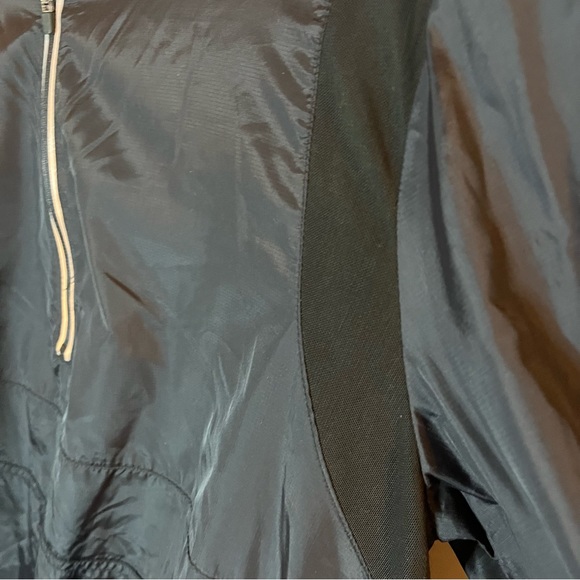 Fabletics Lightweight Jacket - Picture 7 of 8